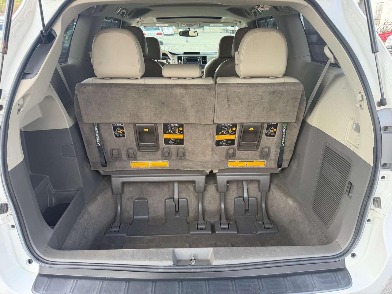 2011 Toyota Sienna XLE ~ LEATHER ~ SUNROOF ~ PWR DOORS ~ CERTIFIED Photo