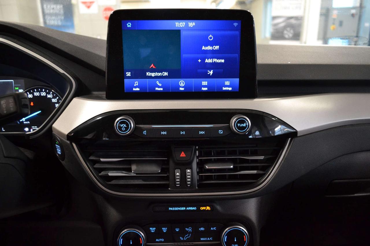 2022 Ford Escape SE Hybrid Photo