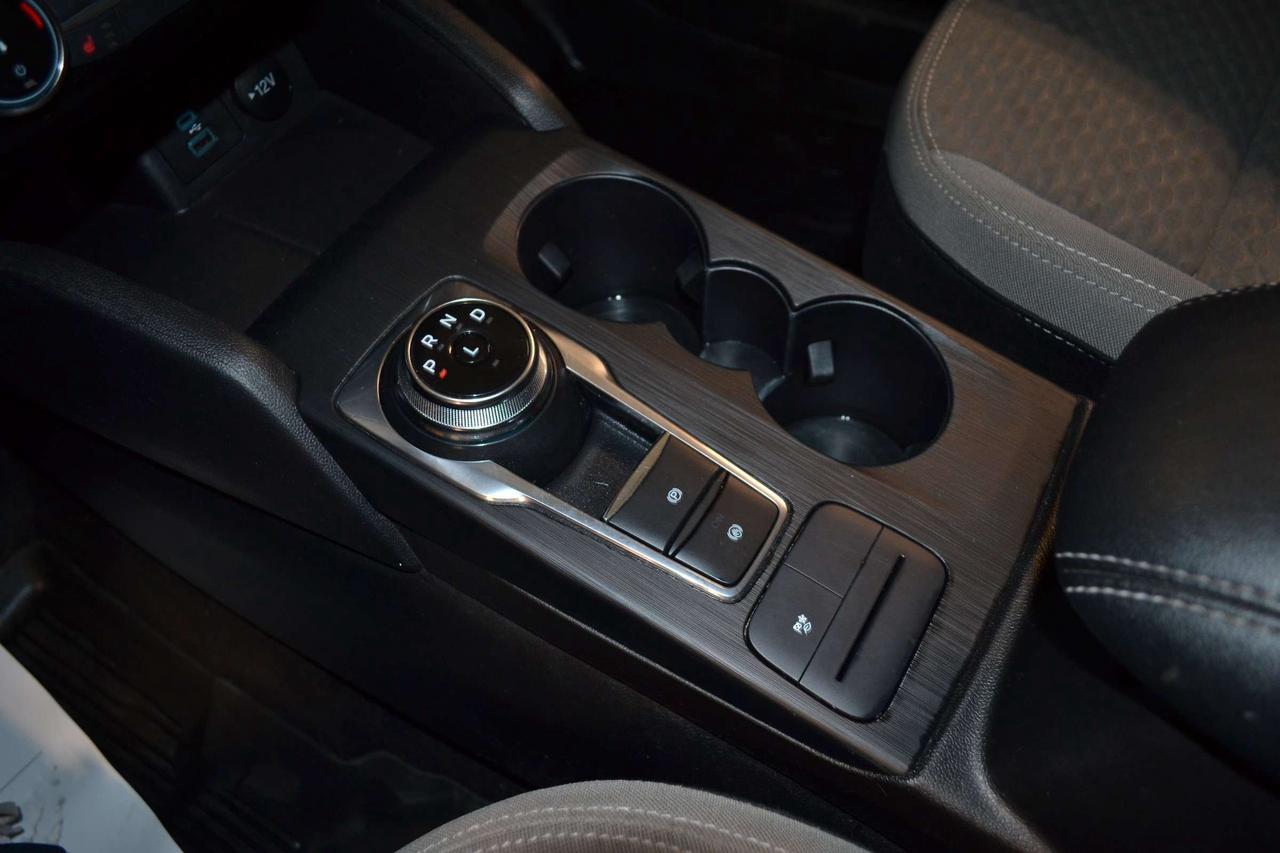 2022 Ford Escape SE Hybrid Photo