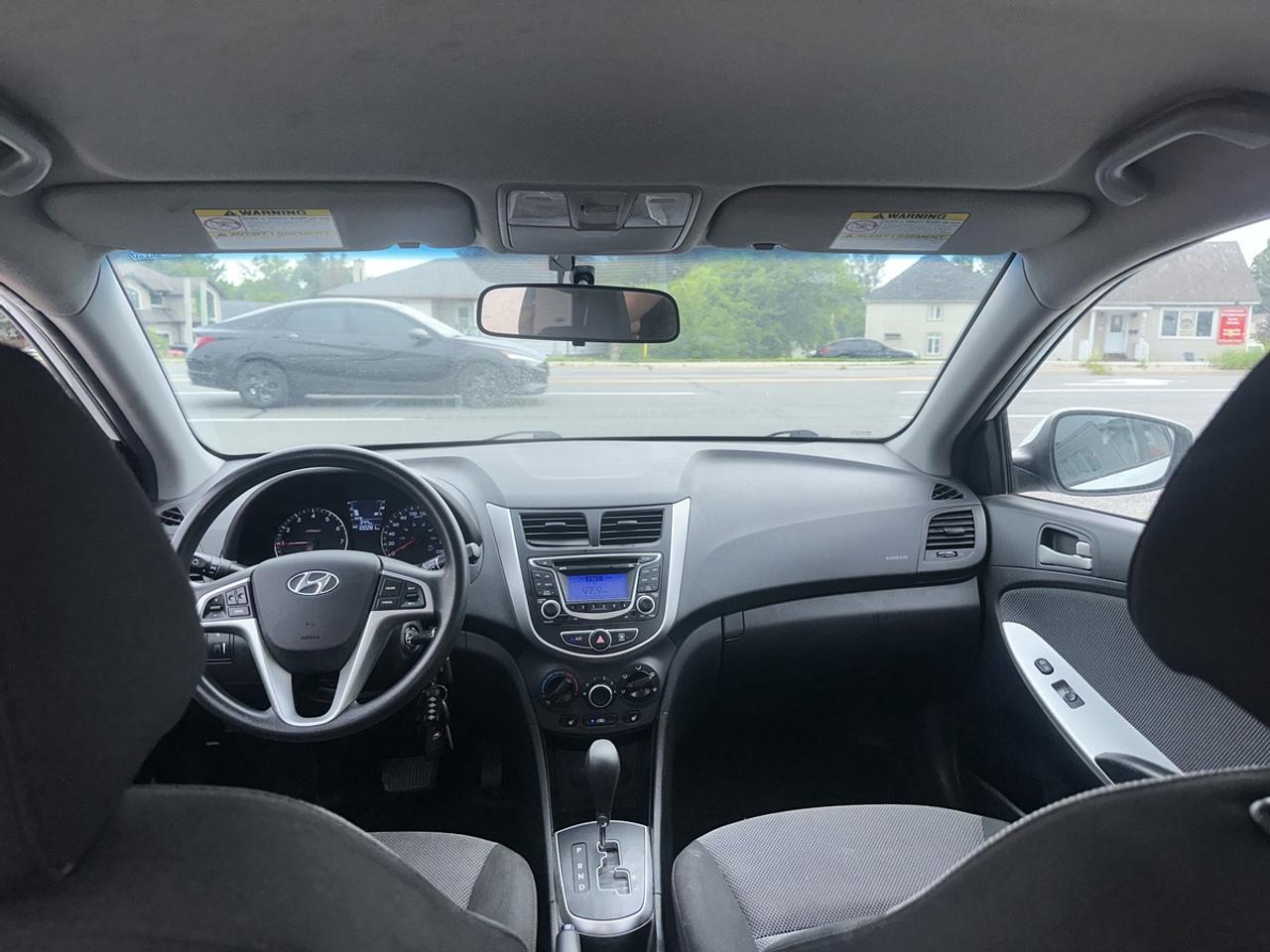 2013 Hyundai Accent GS Photo
