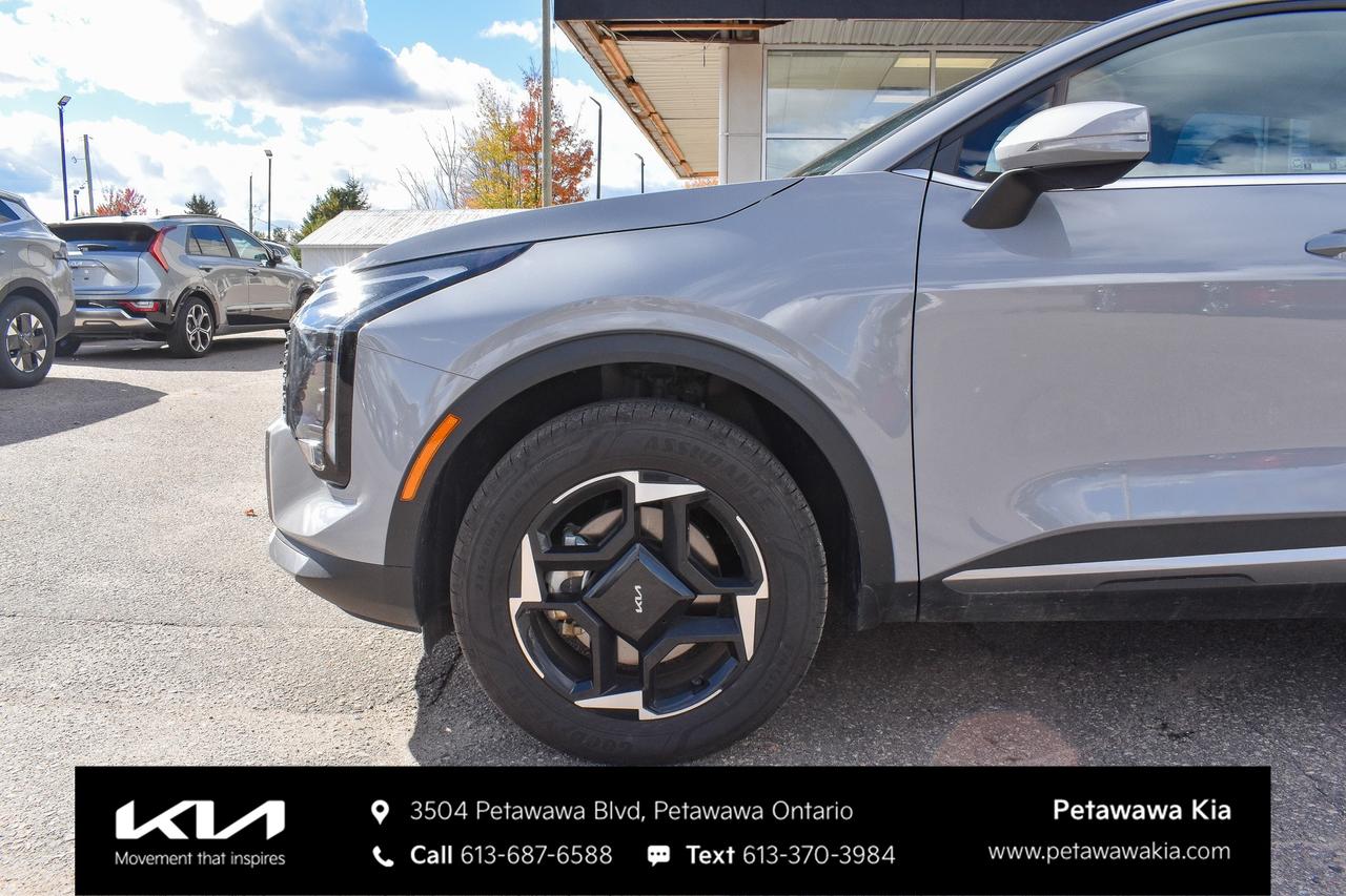 2026 Kia Sportage EX 4dr All-wheel Drive Photo2