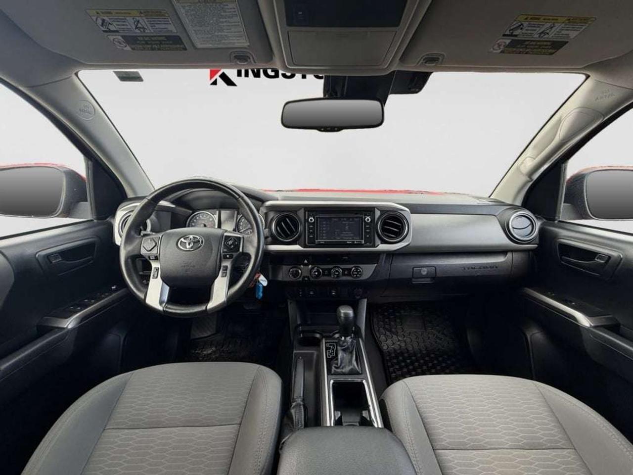 2018 Toyota Tacoma SR5 4WD Photo