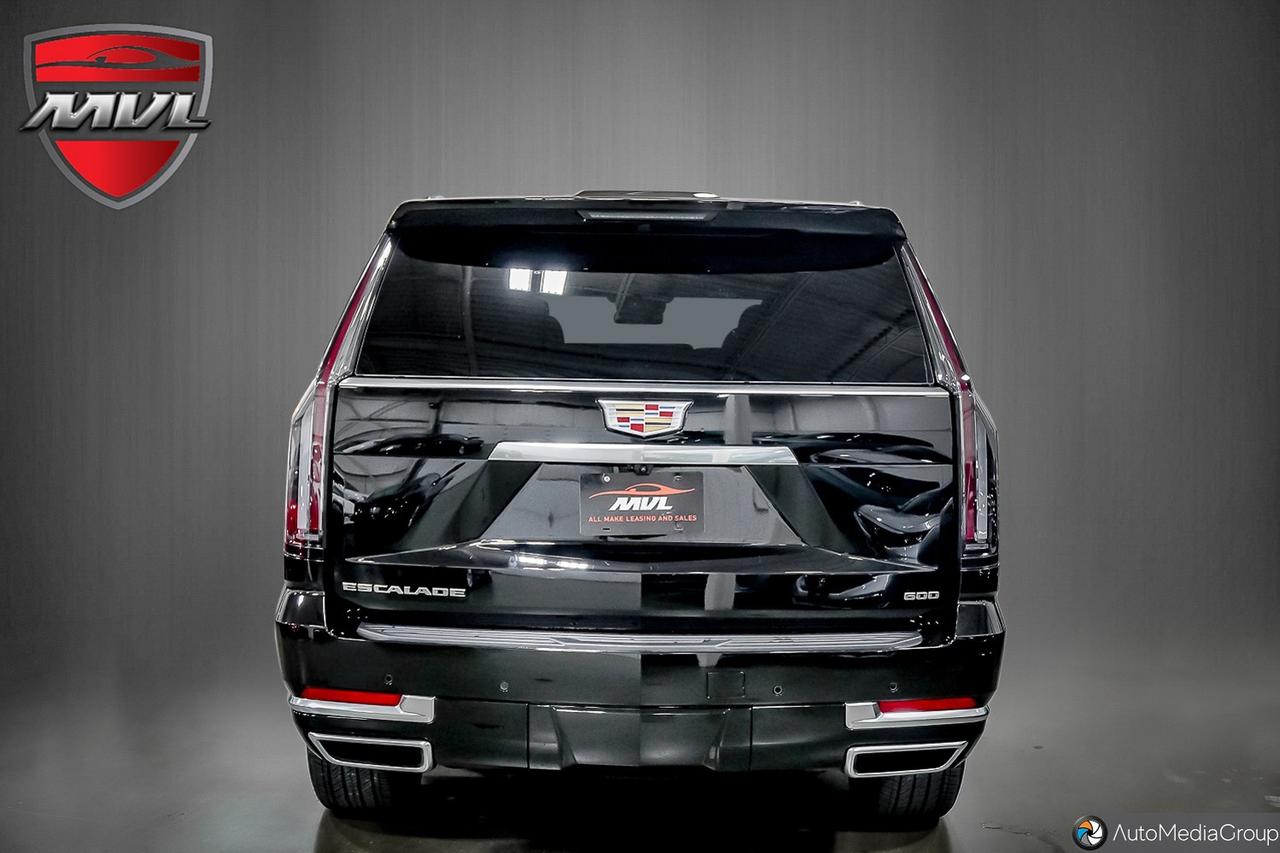 2026 Cadillac Escalade ESV Base 4dr 4x4 Photo