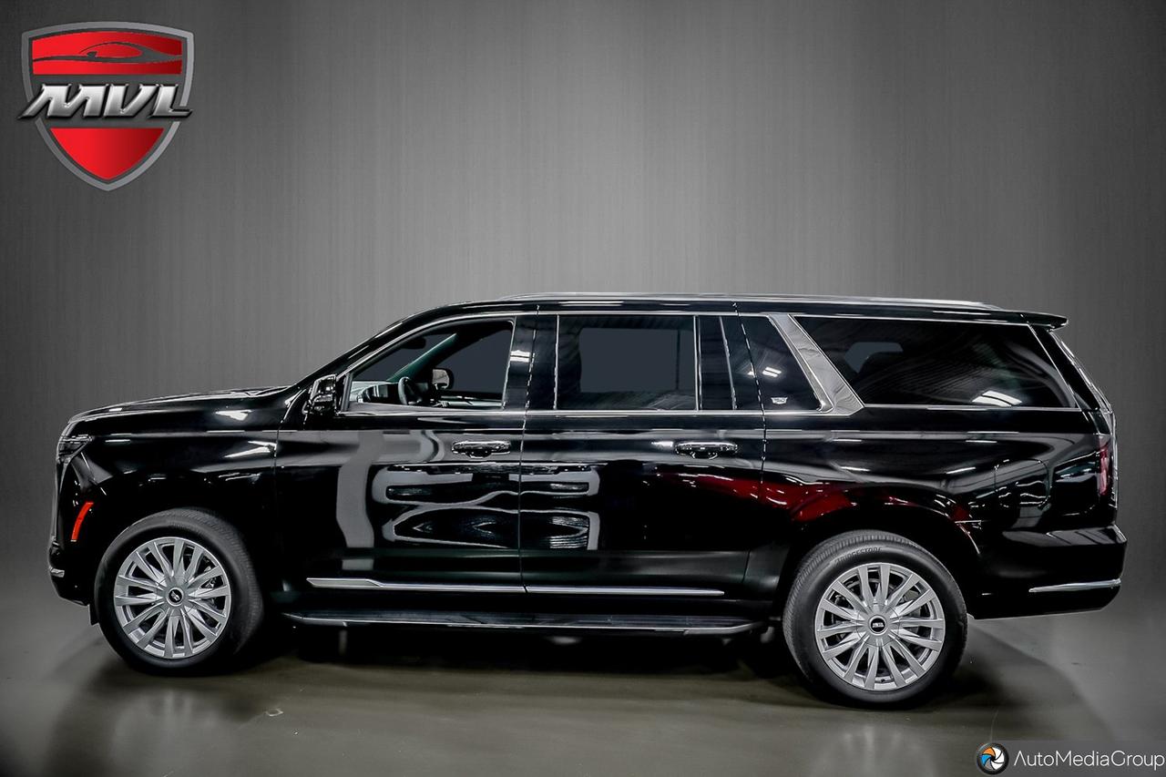 2026 Cadillac Escalade ESV Base 4dr 4x4 Photo