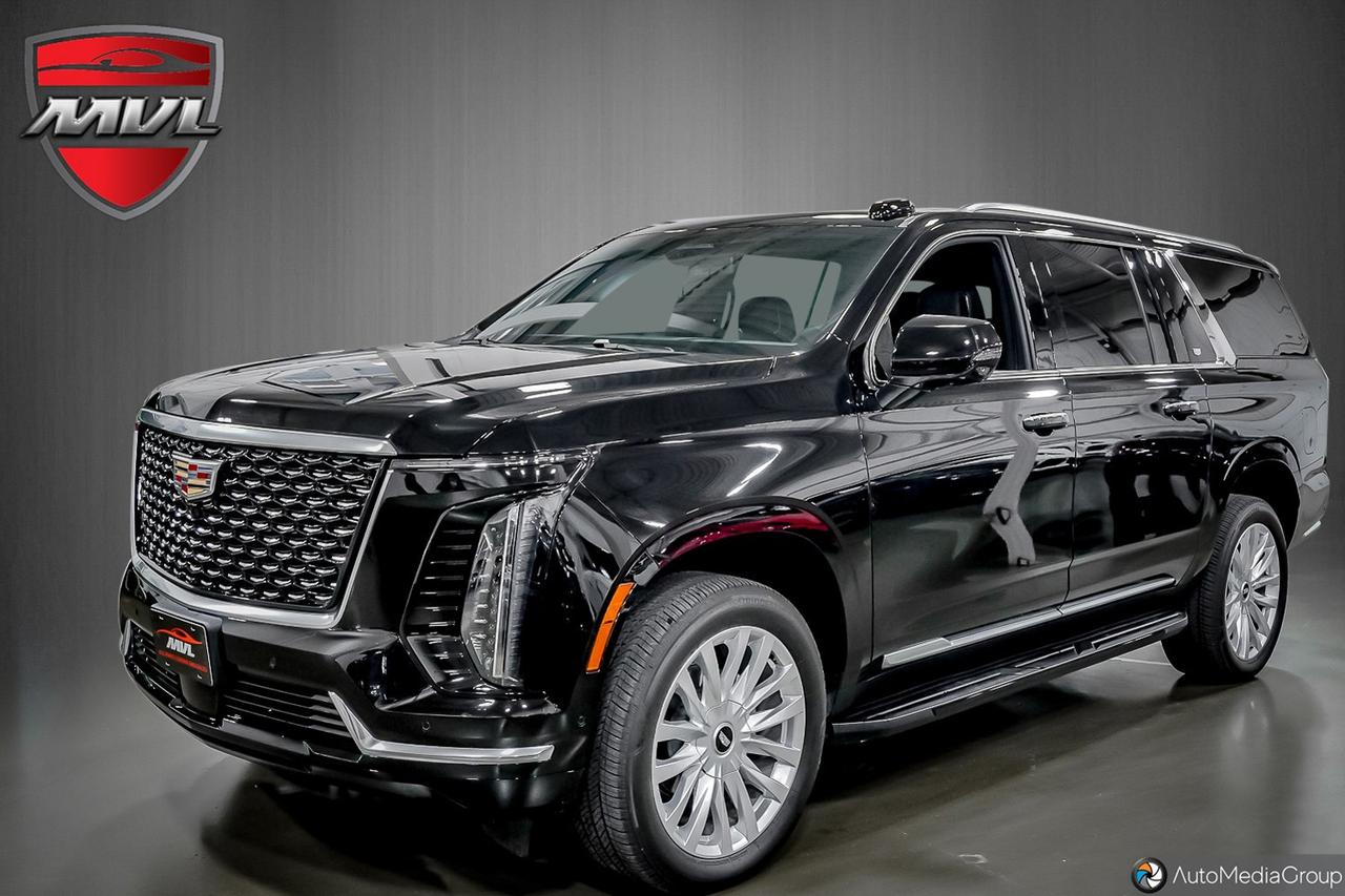 2026 Cadillac Escalade ESV Base 4dr 4x4 Photo