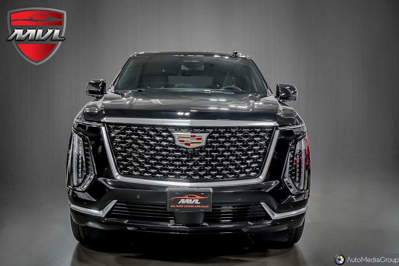2026 Cadillac Escalade ESV Base 4dr 4x4 Photo