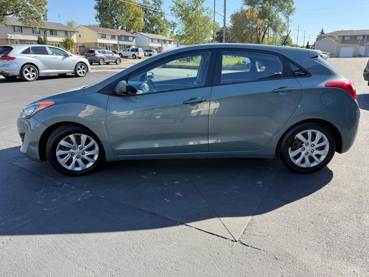 2013 Hyundai Elantra GT 5dr HB Auto GL Photo
