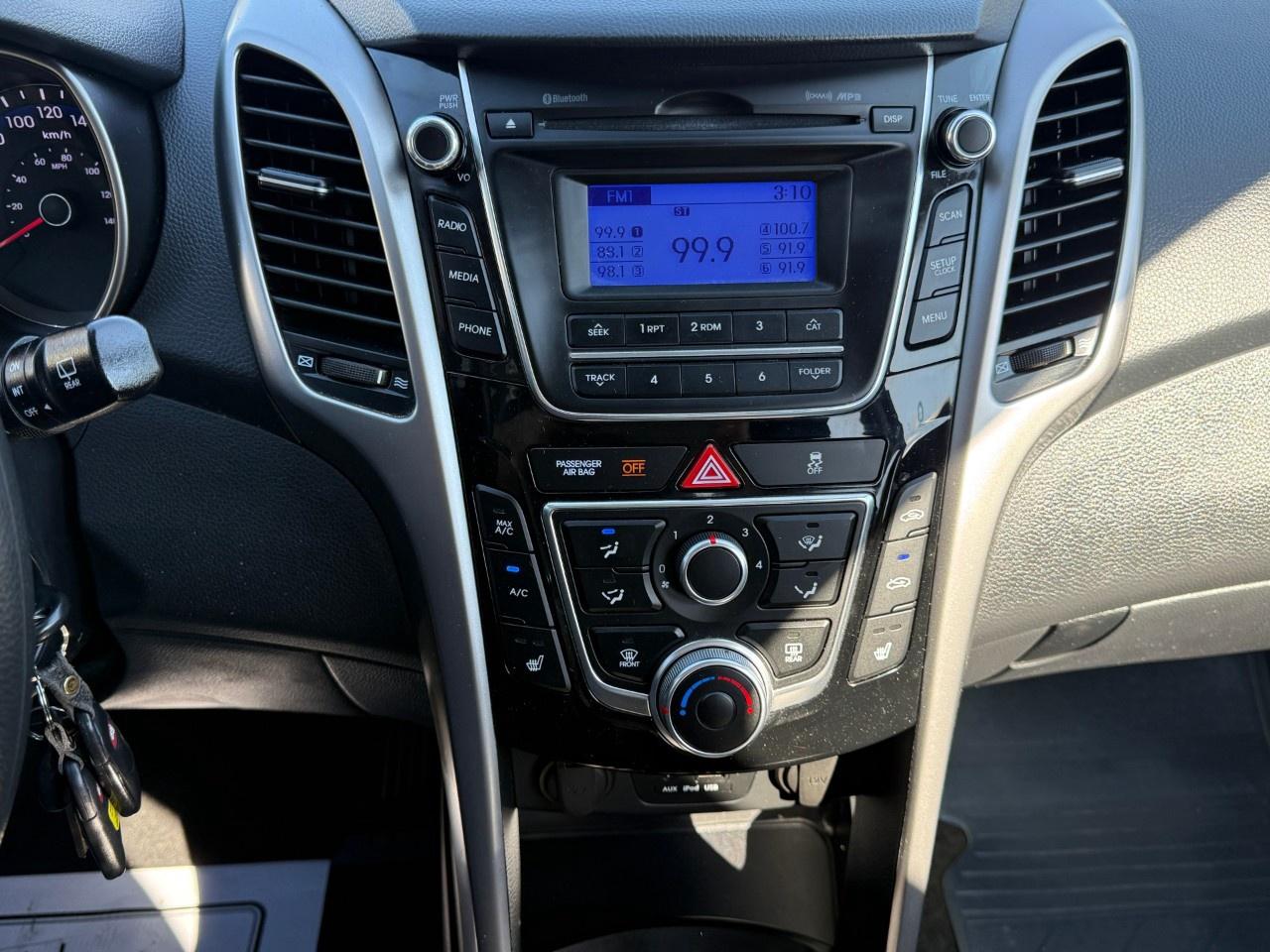 2013 Hyundai Elantra GT 5dr HB Auto GL Photo