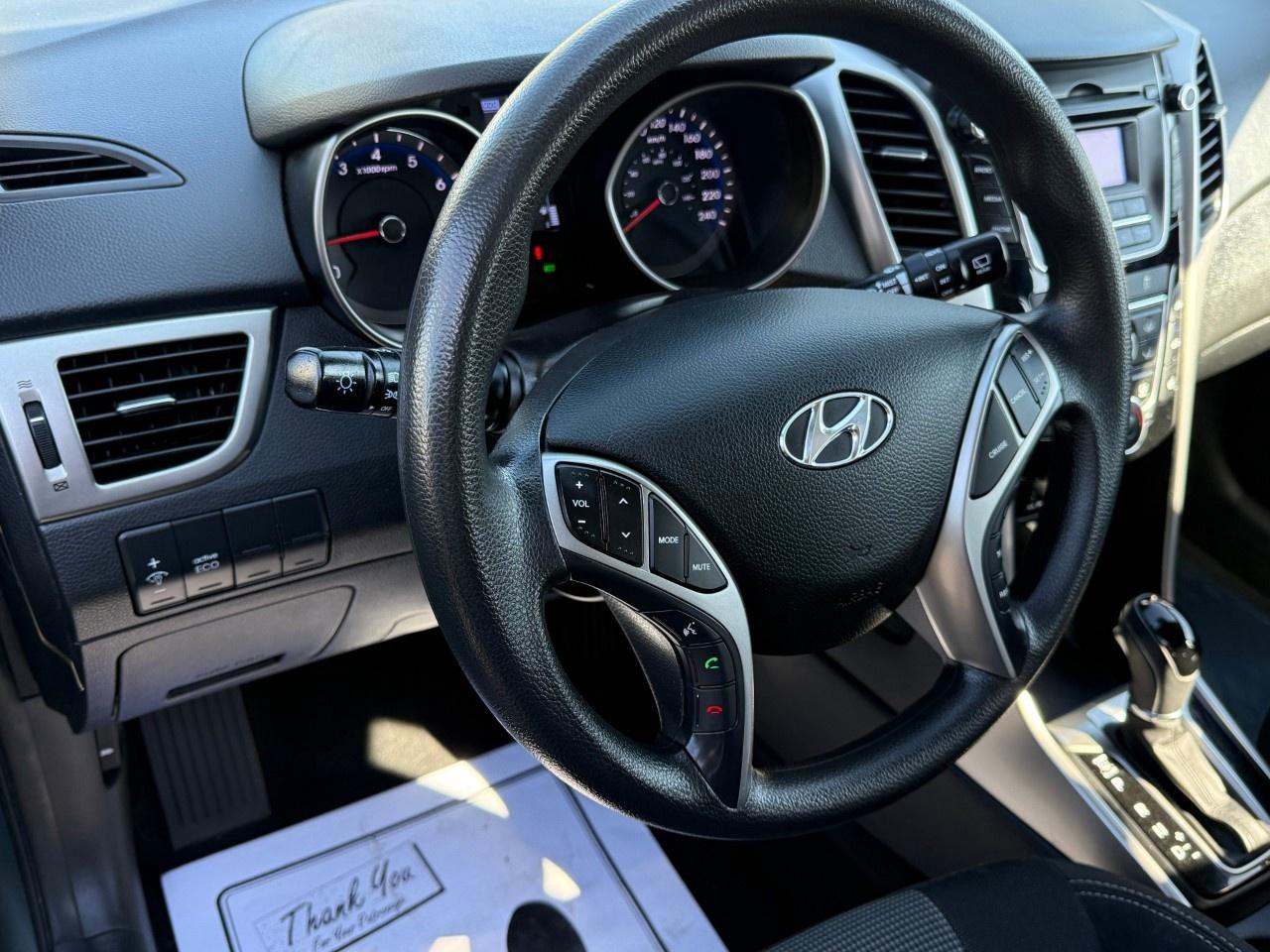 2013 Hyundai Elantra GT 5dr HB Auto GL Photo