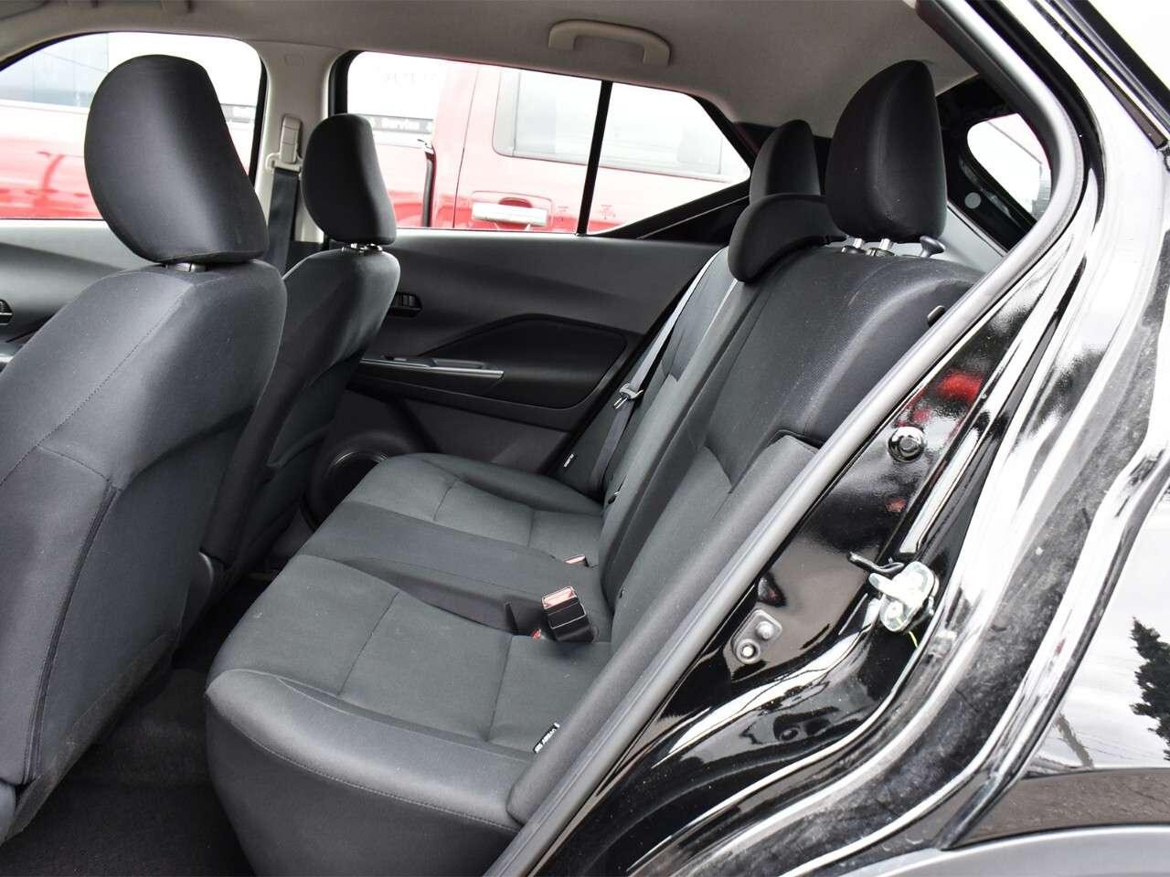 2024 Nissan Kicks S Photo