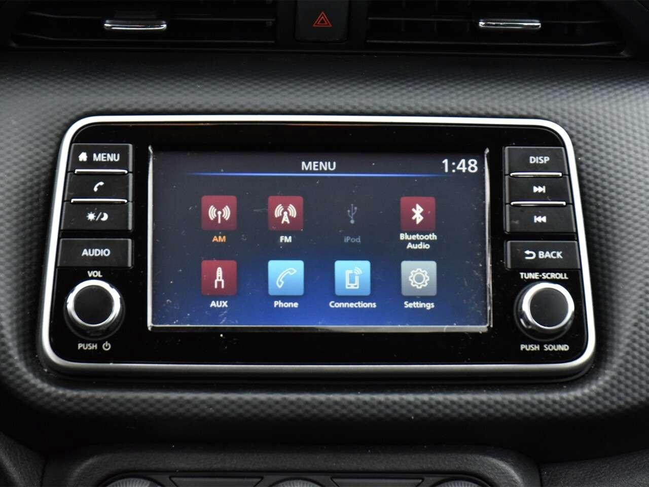 2024 Nissan Kicks S Photo