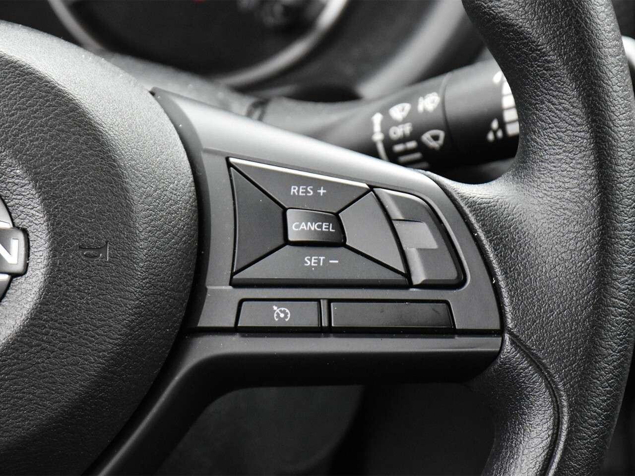 2024 Nissan Kicks S Photo