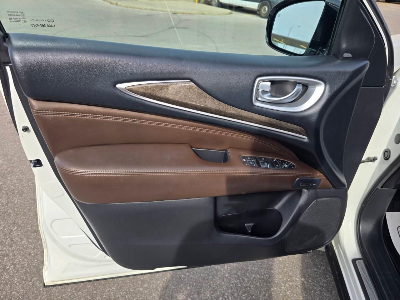 2015 Infiniti QX60 AWD 4dr Photo