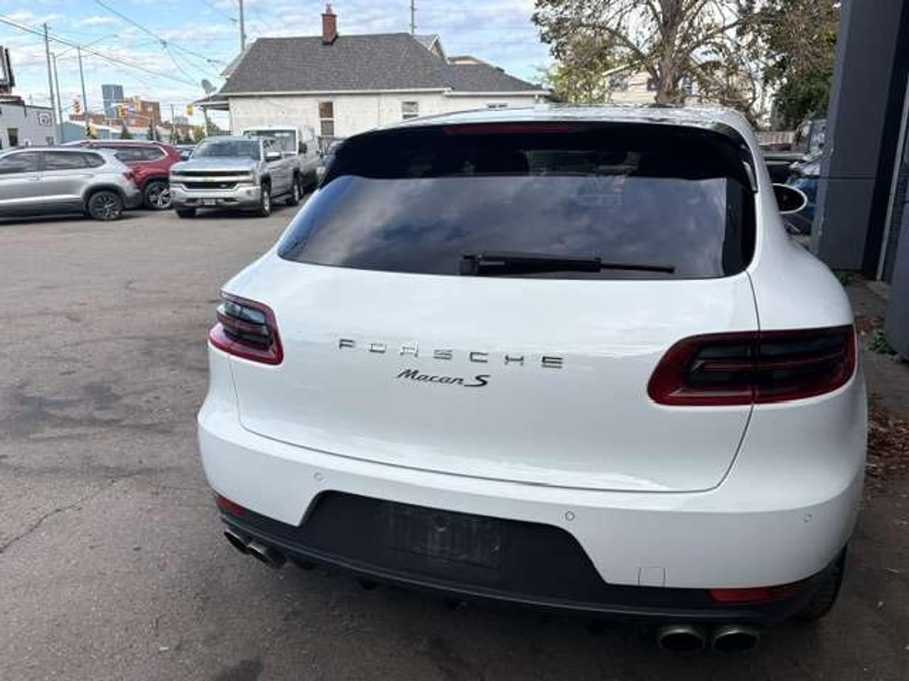 2015 Porsche Macan S, LOCAL TRADE, RARE MACHINE, STUNNING!! Photo