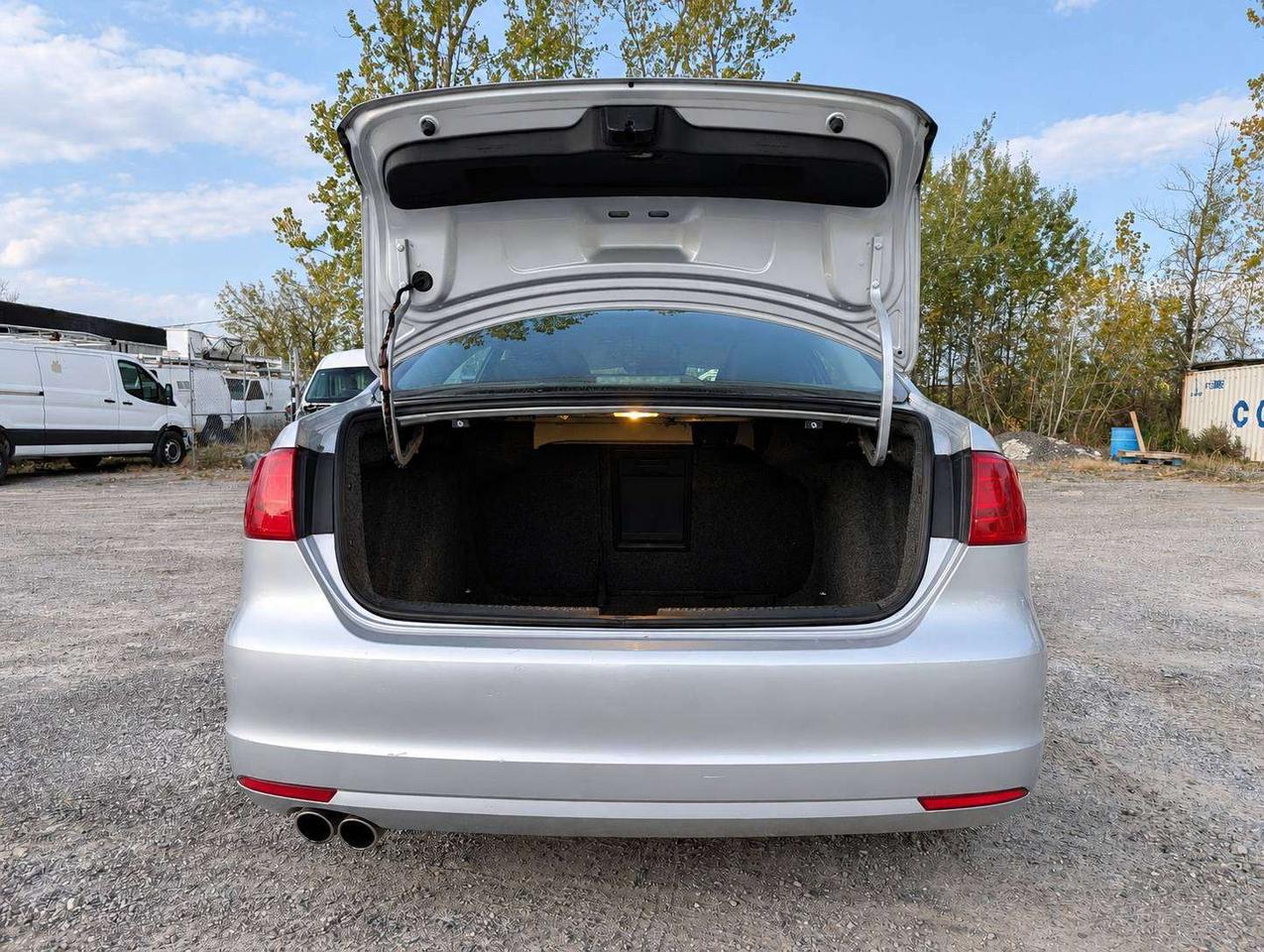 2012 Volkswagen Jetta (No Accidents) Photo