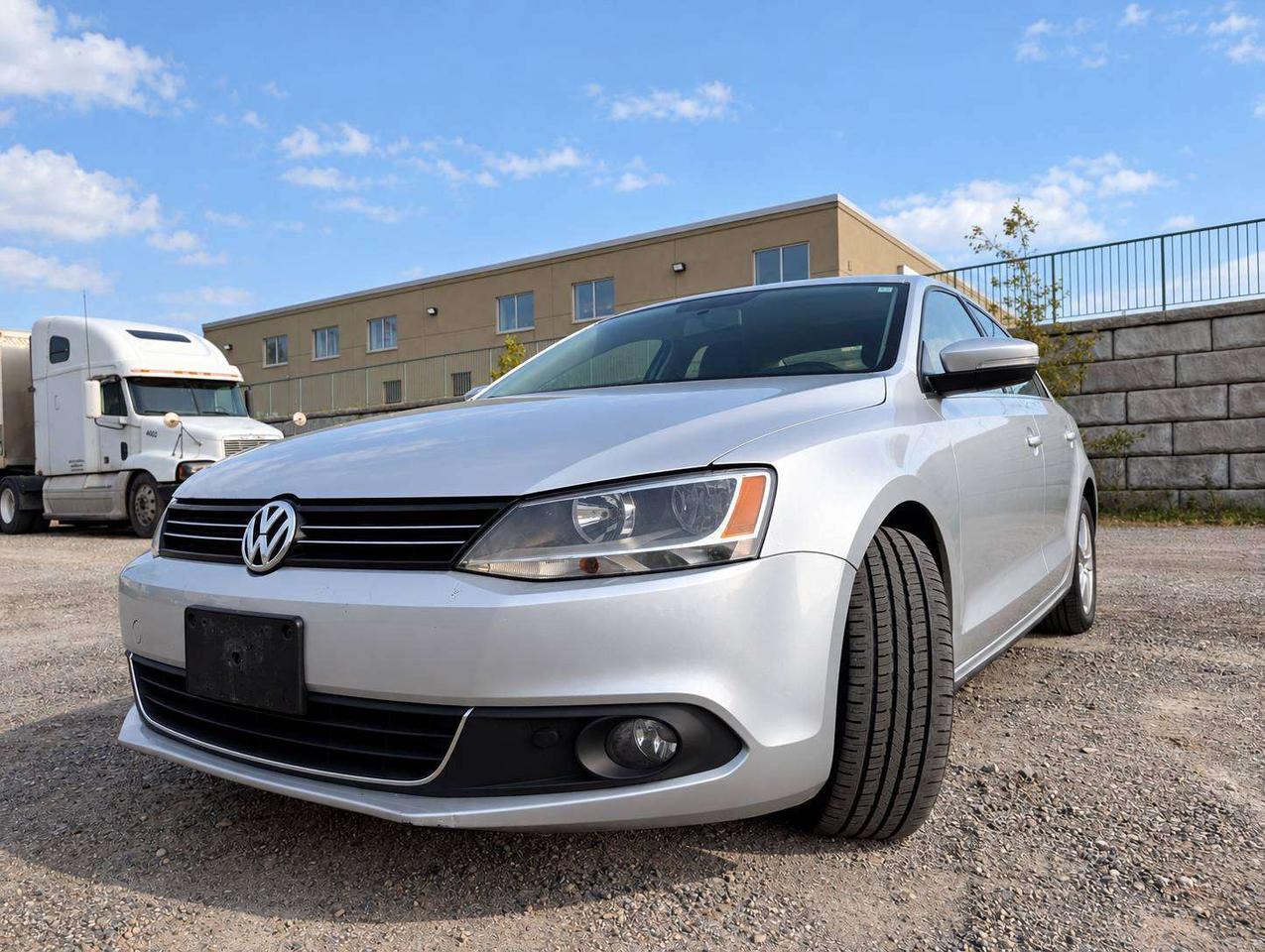 2012 Volkswagen Jetta (No Accidents) Photo