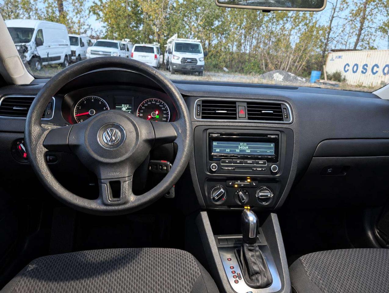 2012 Volkswagen Jetta (No Accidents) Photo