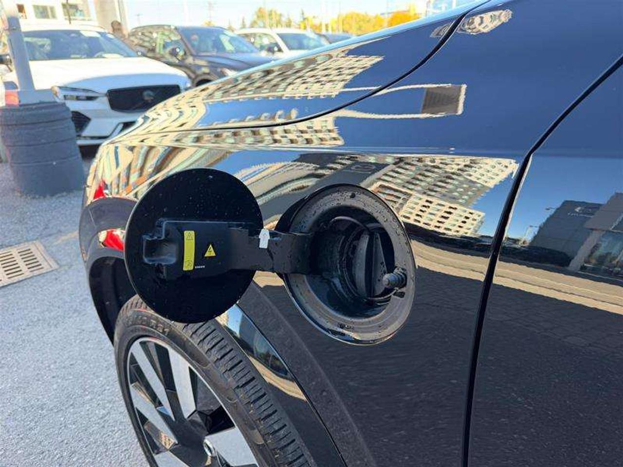 2025 Volvo XC90 T8 Ultra   B&W   Polestar   PHEV   No Acc Photo