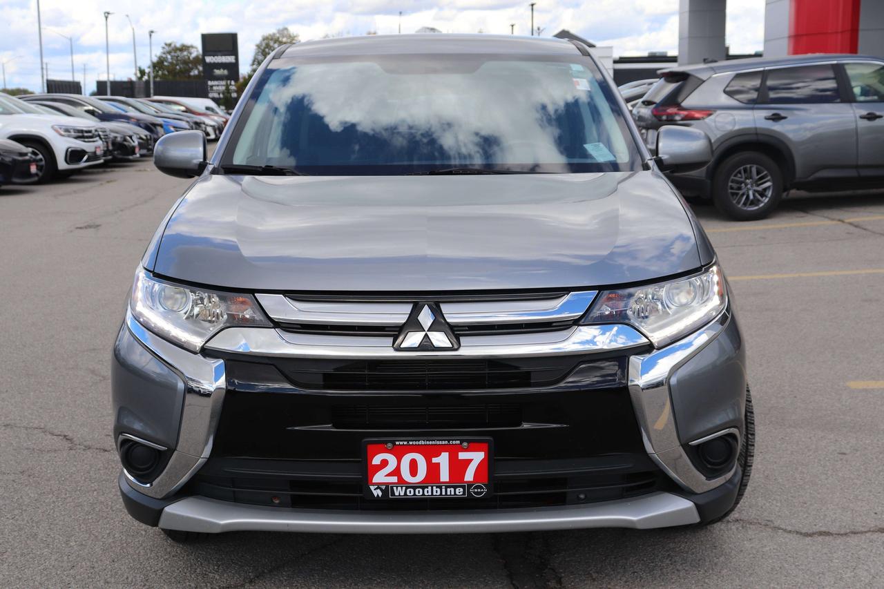 2017 Mitsubishi Outlander AWD   LOW KMS   REVERSE CAM   HEATED SEATS Photo