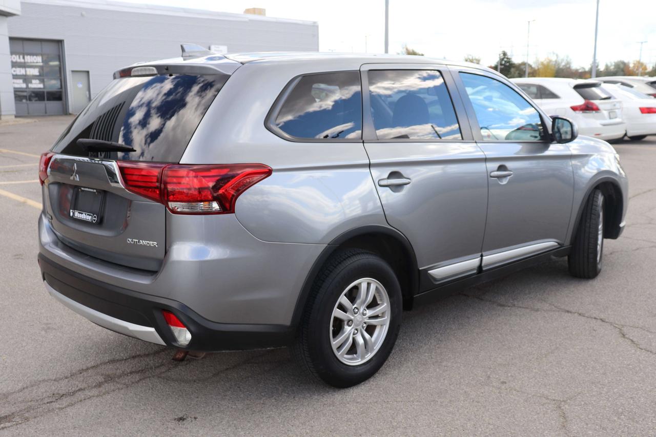 2017 Mitsubishi Outlander AWD   LOW KMS   REVERSE CAM   HEATED SEATS Photo
