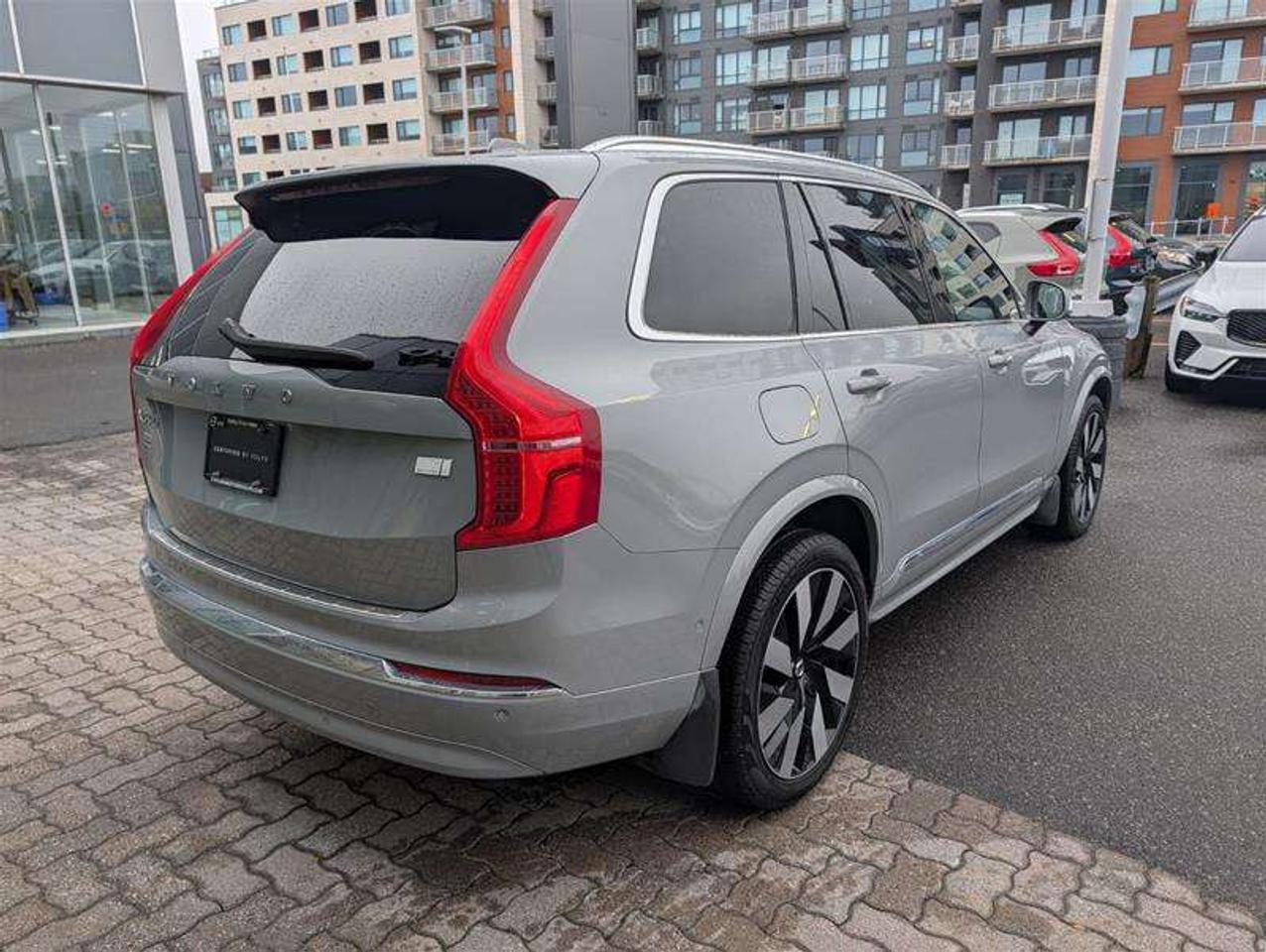 2024 Volvo XC90 T8 Ultimate   B&W   Polestar   PHEV   Clean Photo