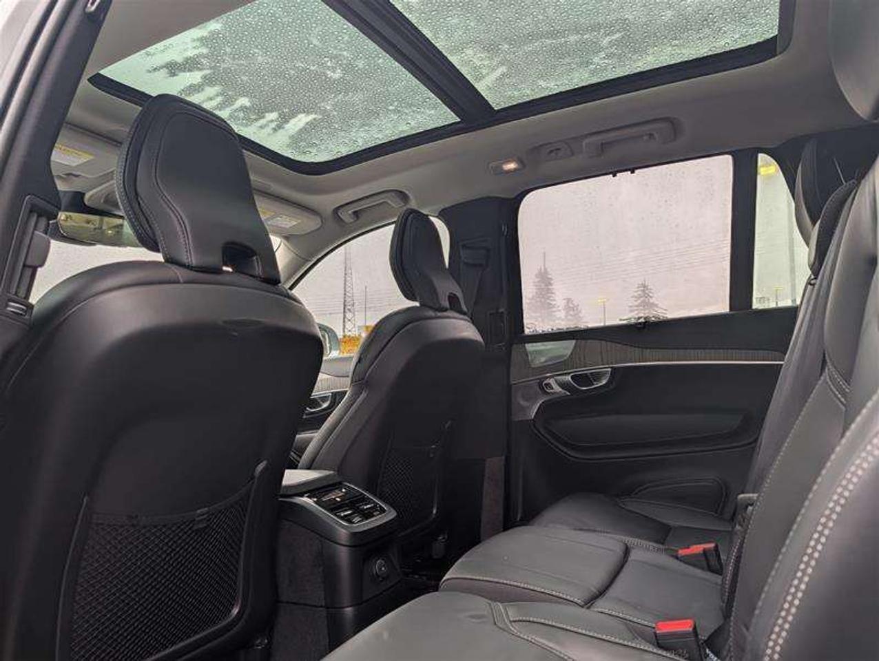 2024 Volvo XC90 T8 Ultimate   B&W   Polestar   PHEV   Clean Photo