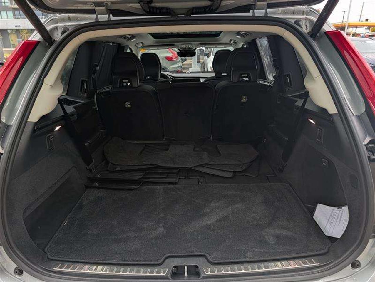 2024 Volvo XC90 T8 Ultimate   B&W   Polestar   PHEV   Clean Photo