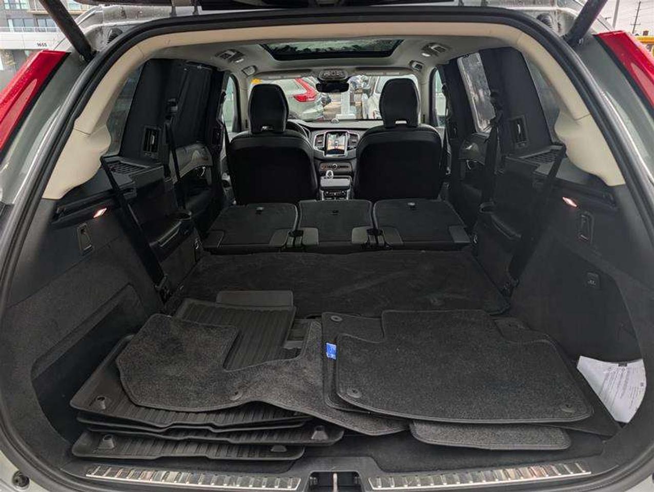 2024 Volvo XC90 T8 Ultimate   B&W   Polestar   PHEV   Clean Photo