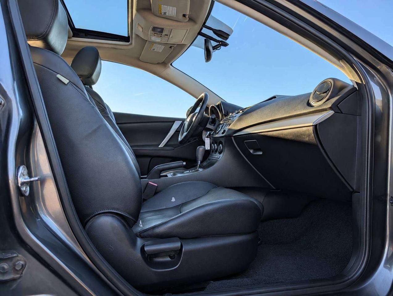 2012 Mazda 3 GT (No Accidents) Photo
