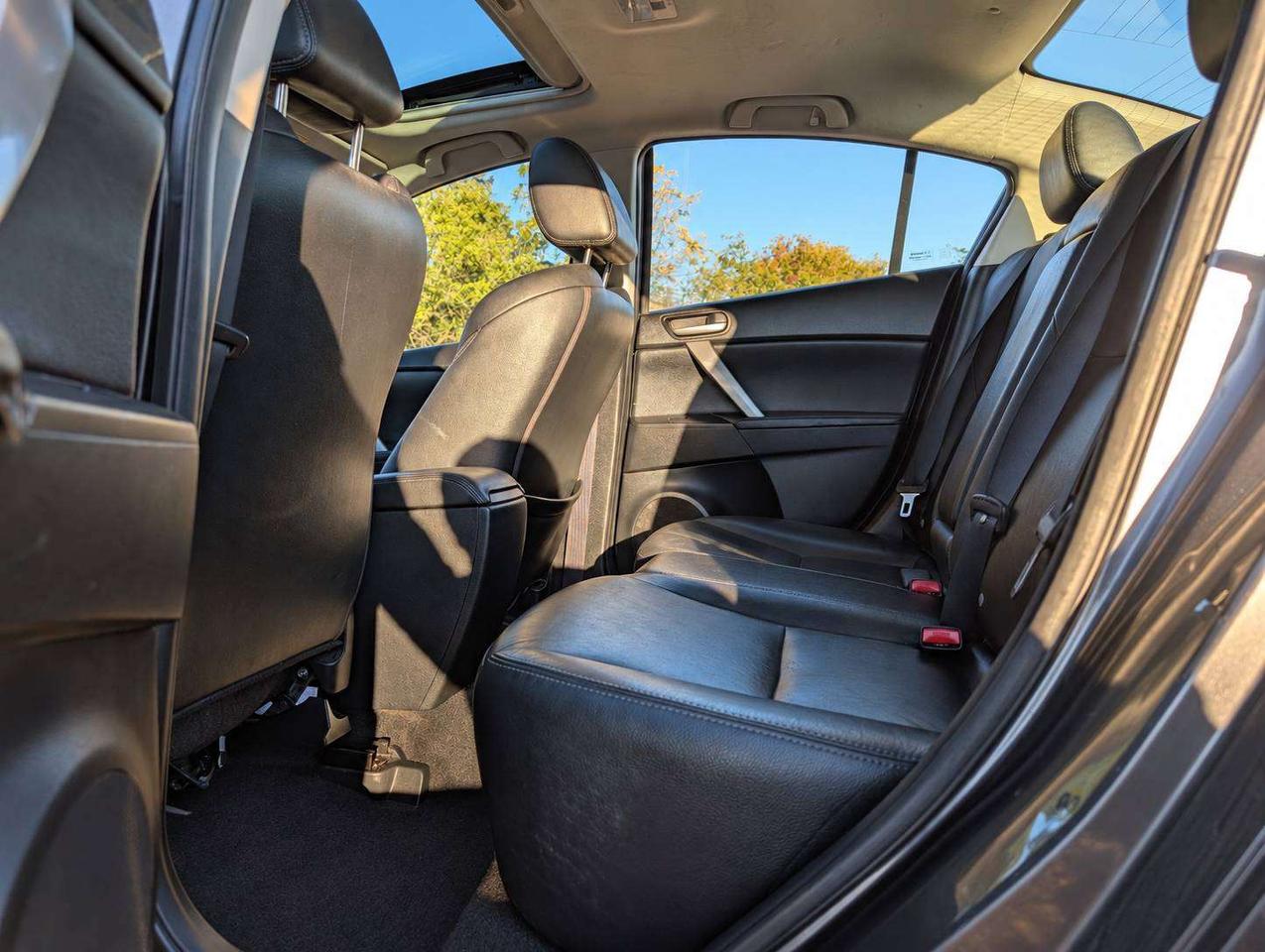 2012 Mazda 3 GT (No Accidents) Photo