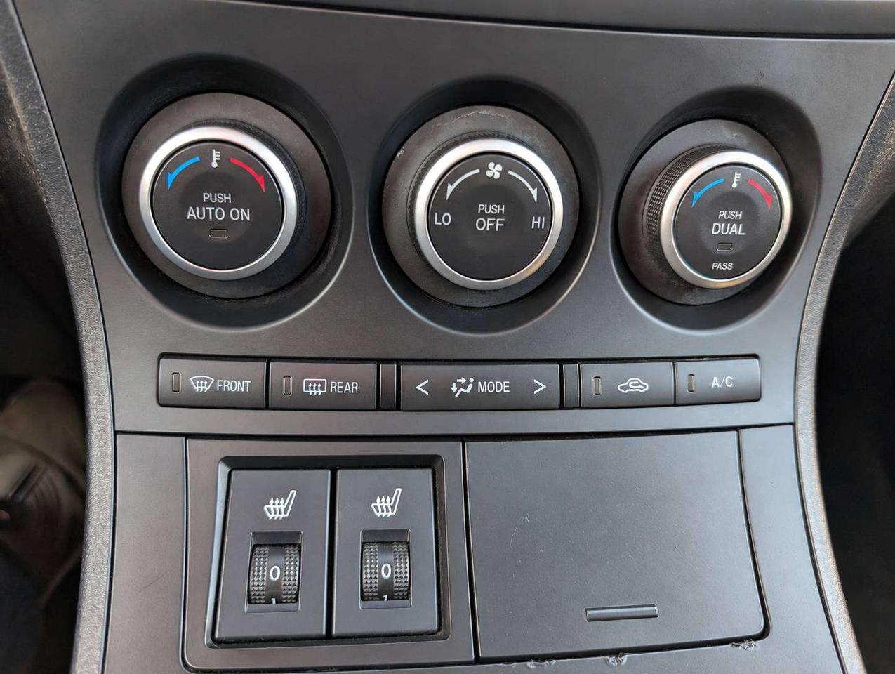 2012 Mazda 3 GT (No Accidents) Photo