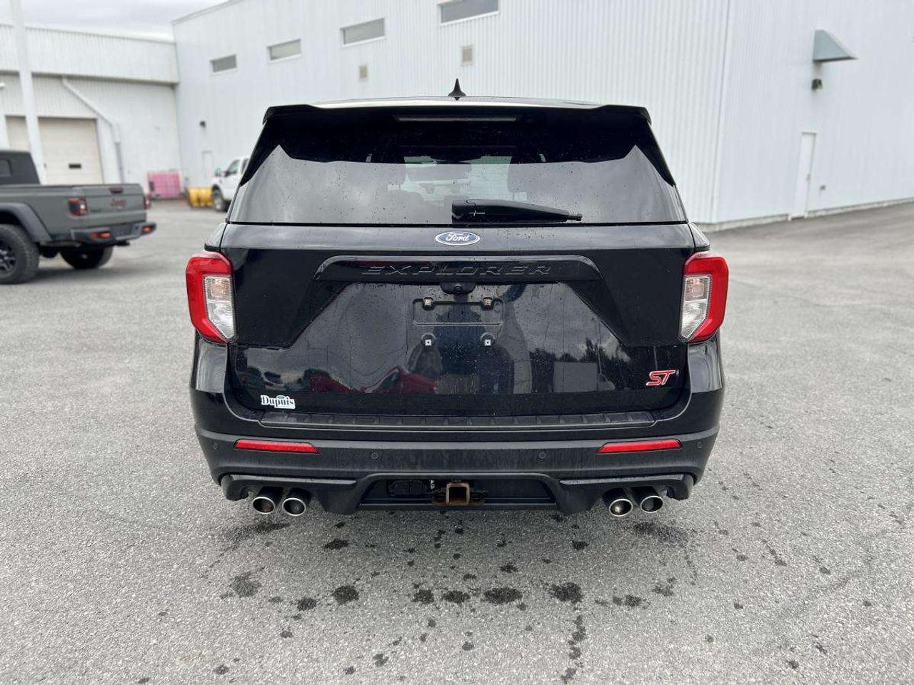 2022 Ford Explorer ST 4WD Photo