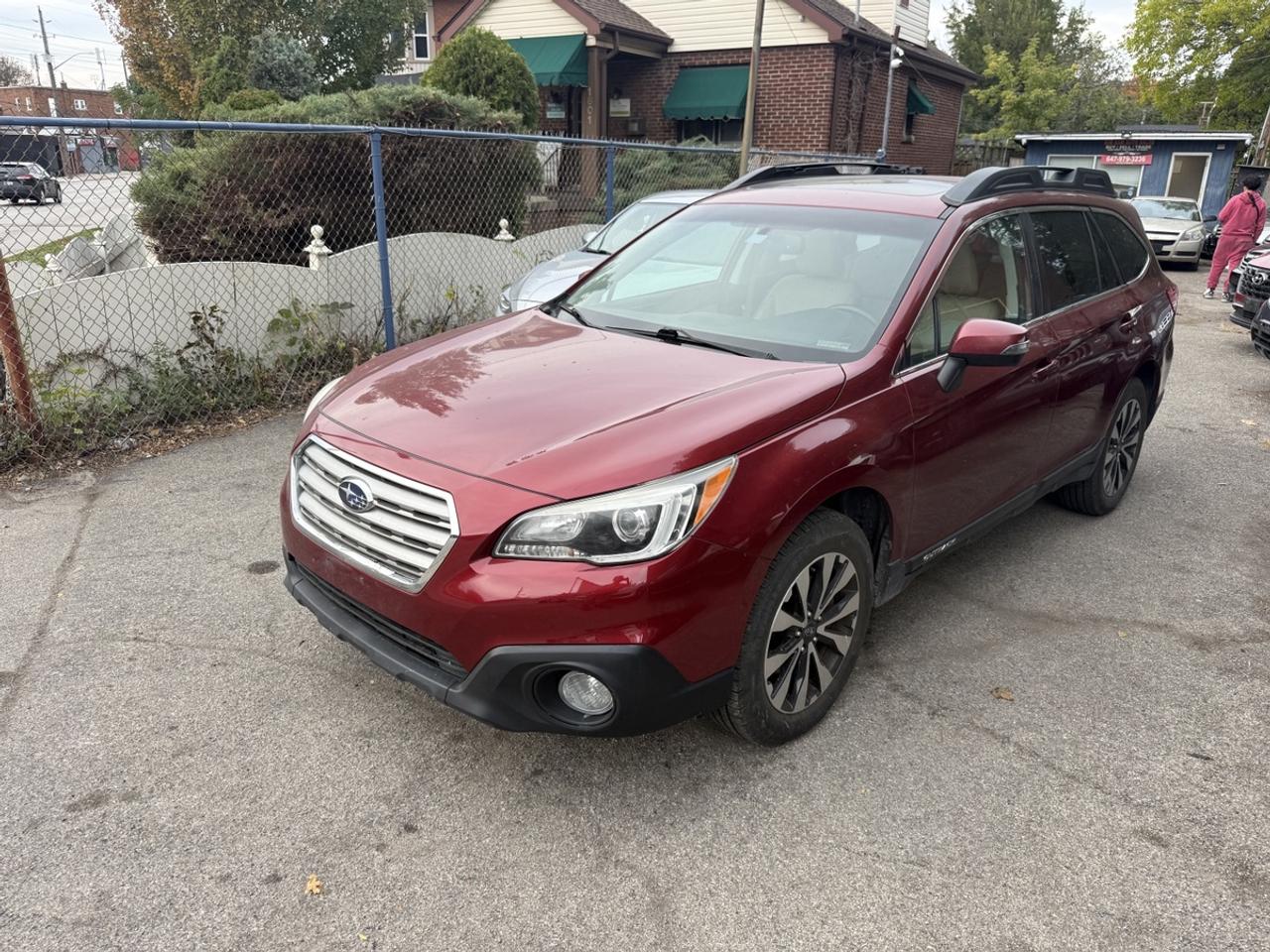 2017 Subaru Outback LIMITED Photo