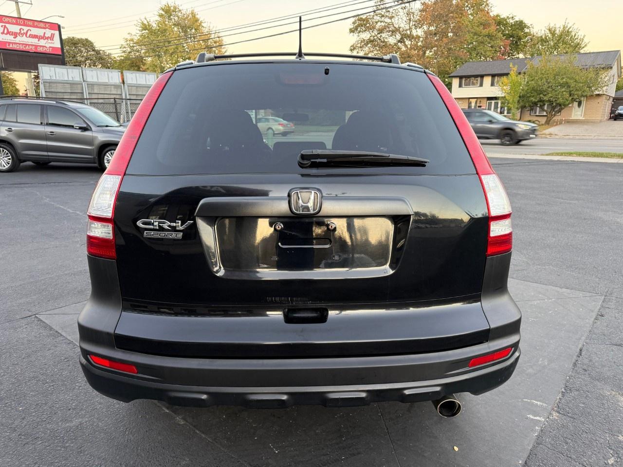 2010 Honda CR-V 2WD LX Photo