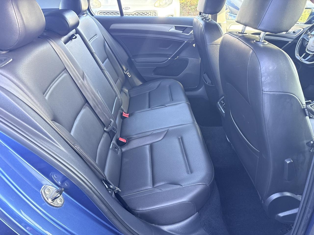 2015 Volkswagen Golf COMFORTLINE 1.8 TSI - AUTO - NAVI - R.CAMERA - FENDER AUDIO - 56 SERVICE RECORDS - LEATHER! Photo