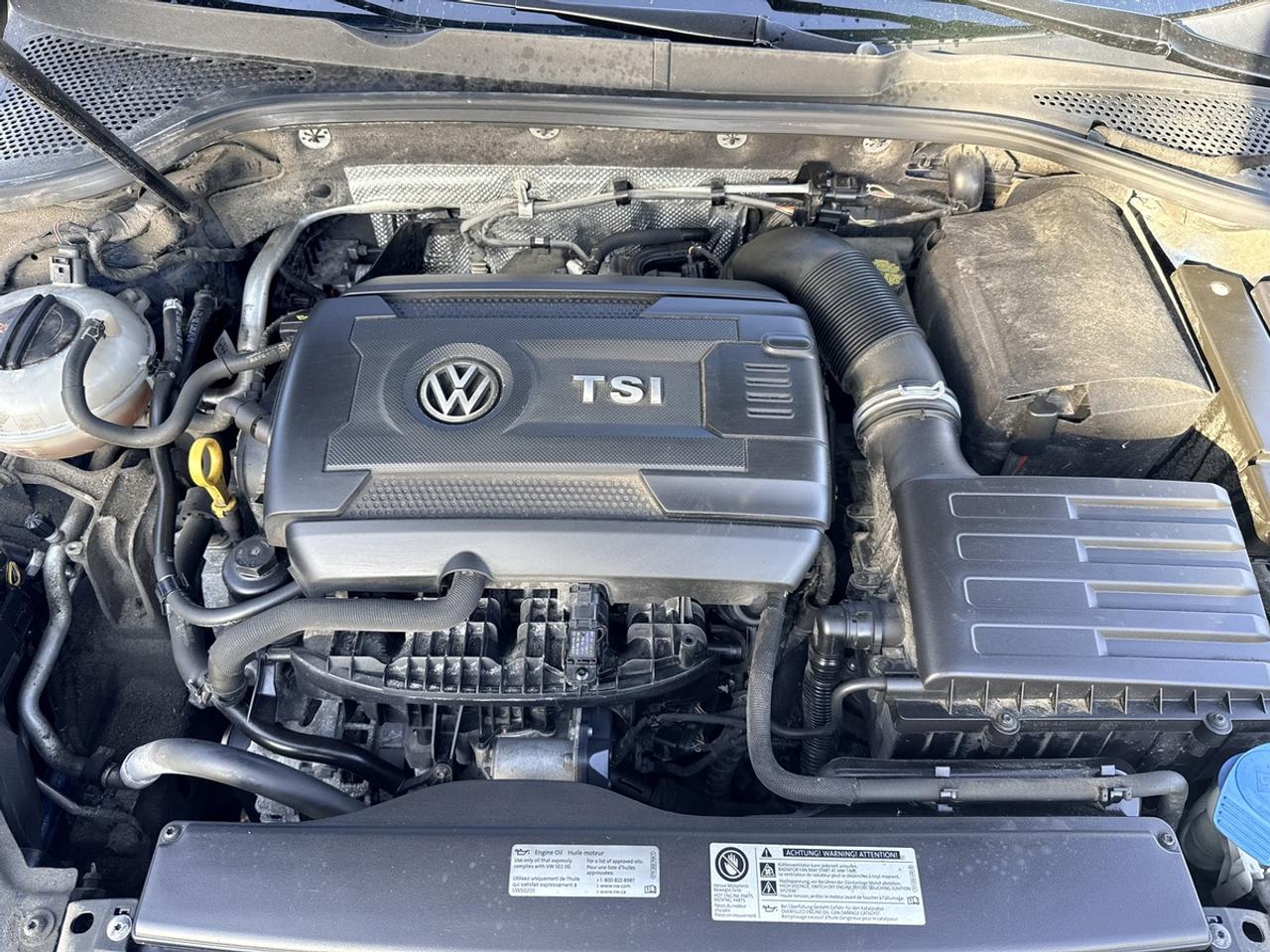 2015 Volkswagen Golf COMFORTLINE 1.8 TSI - AUTO - NAVI - R.CAMERA - FENDER AUDIO - 56 SERVICE RECORDS - LEATHER! Photo