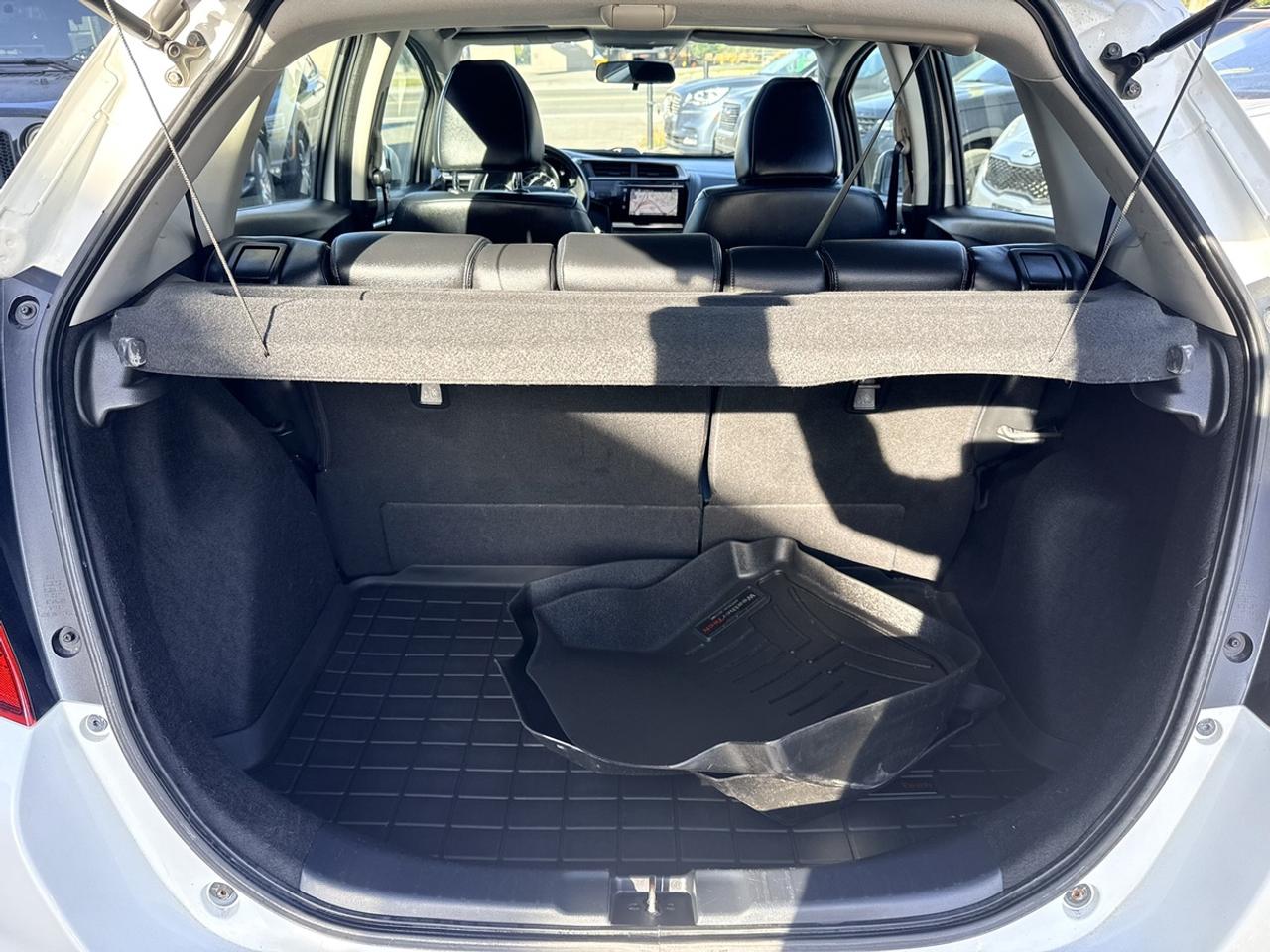 2015 Honda Fit EX-L - AUTO - SUNROOF - NAVIGATION - R.CAMERA - ALLOYS! Photo
