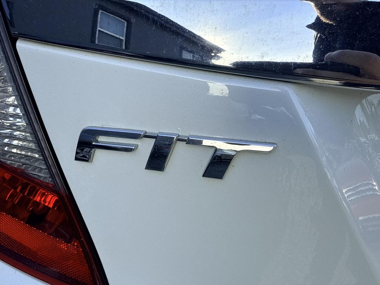 2015 Honda Fit EX-L - AUTO - SUNROOF - NAVIGATION - R.CAMERA - ALLOYS! Photo