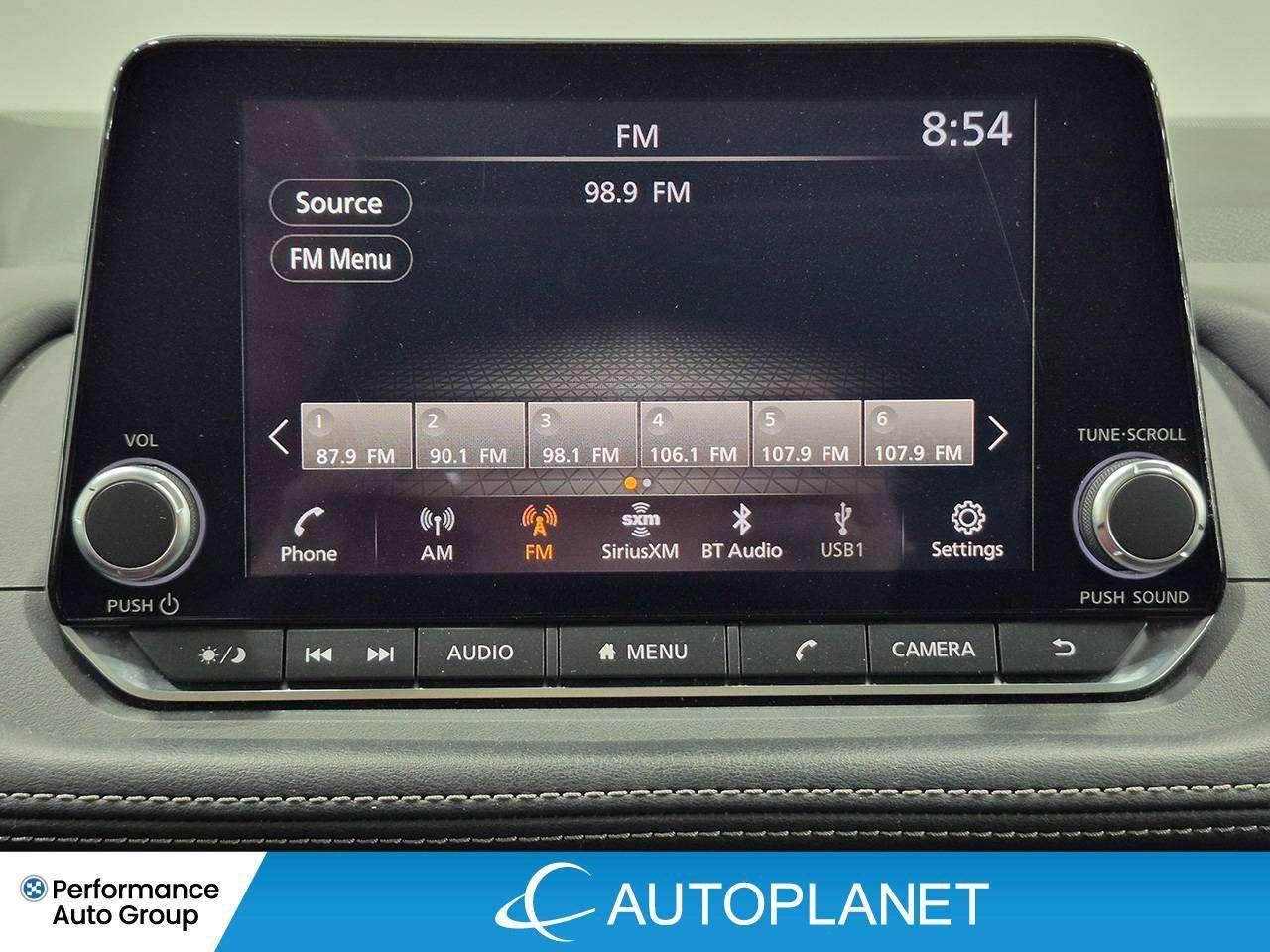 2025 Nissan Rogue SV, Pano Roof, Bluetooth, Android Auto! Photo