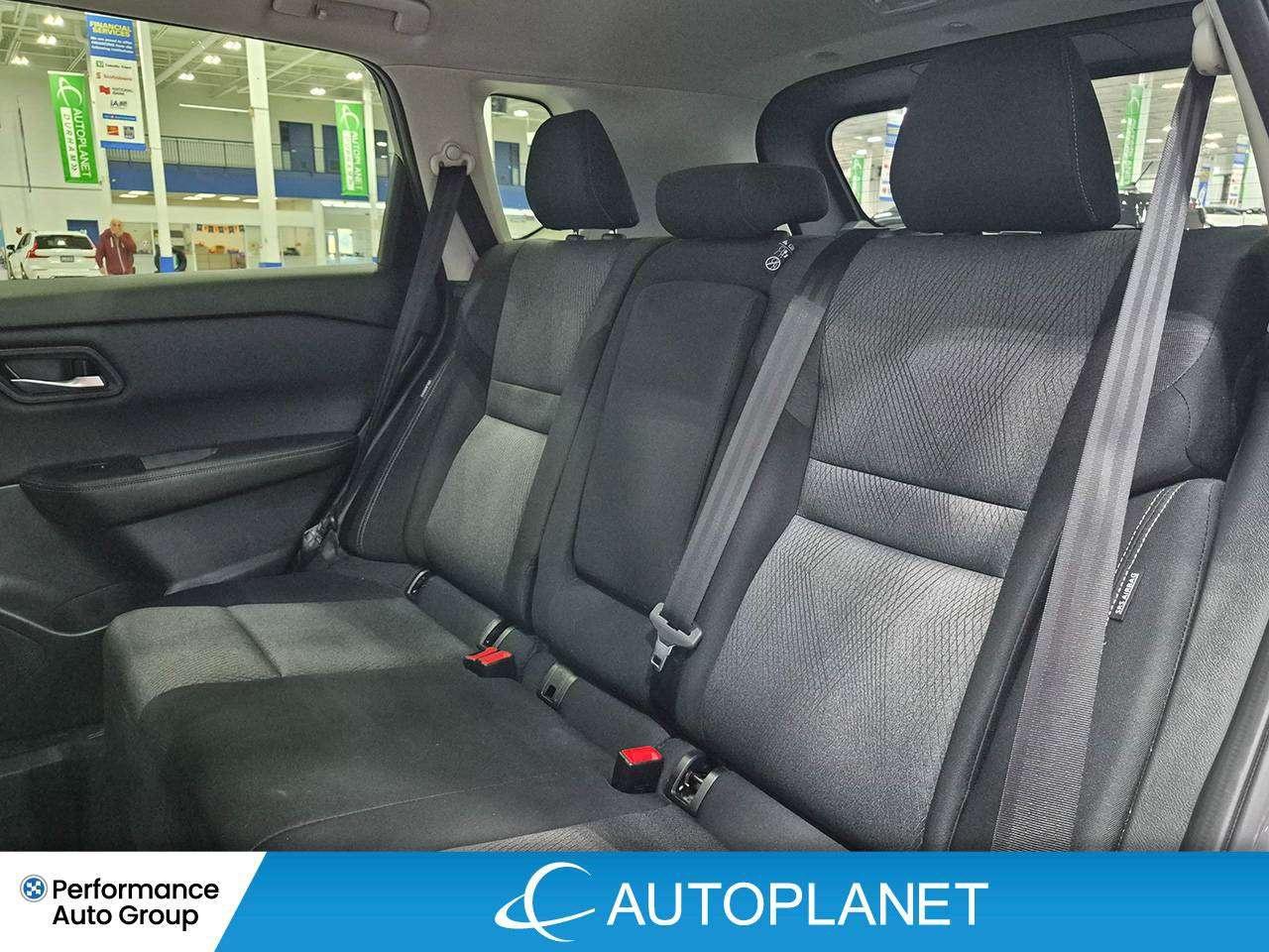 2025 Nissan Rogue SV, Pano Roof, Bluetooth, Android Auto! Photo