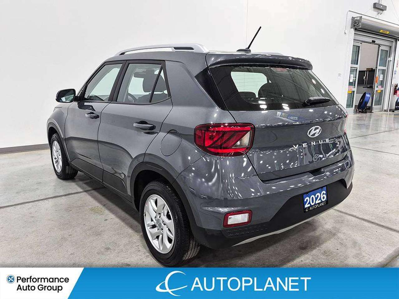 2026 Hyundai Venue Preferred, Back Up Cam, Heated Seara, Android Auto Photo