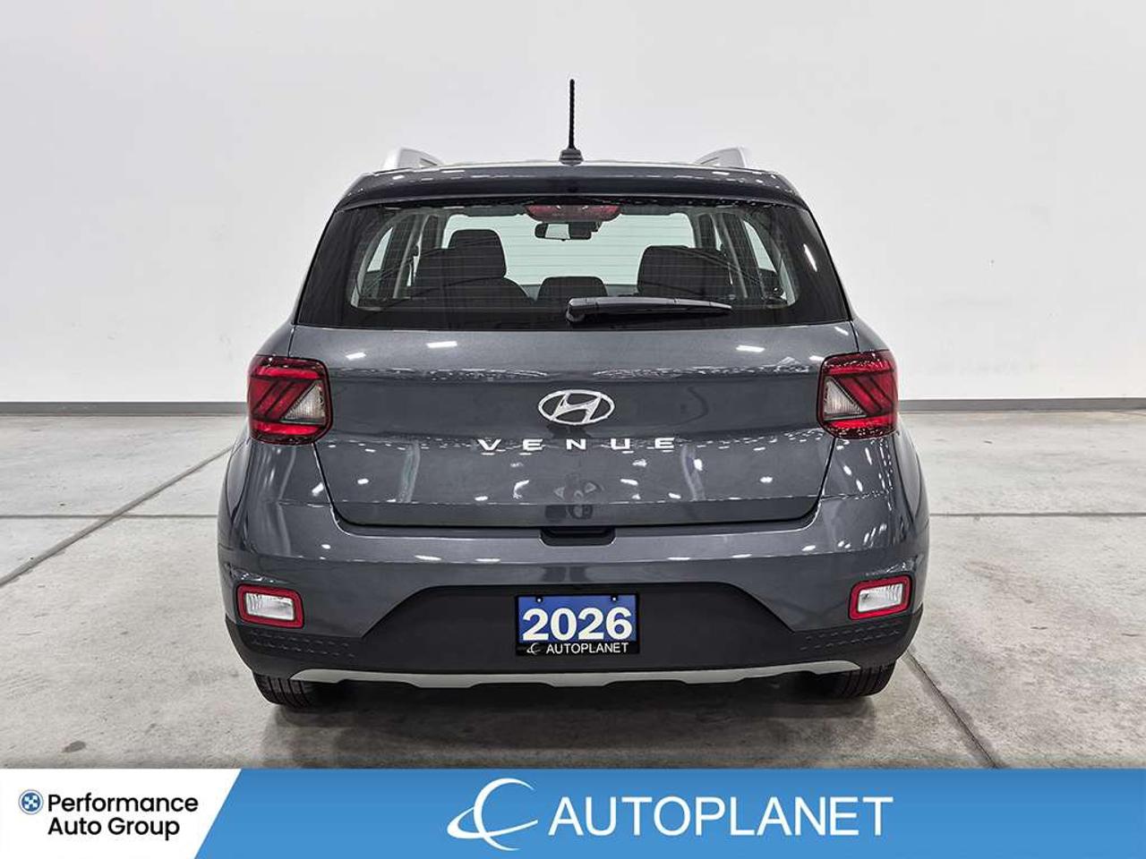 2026 Hyundai Venue Preferred, Back Up Cam, Heated Seara, Android Auto Photo