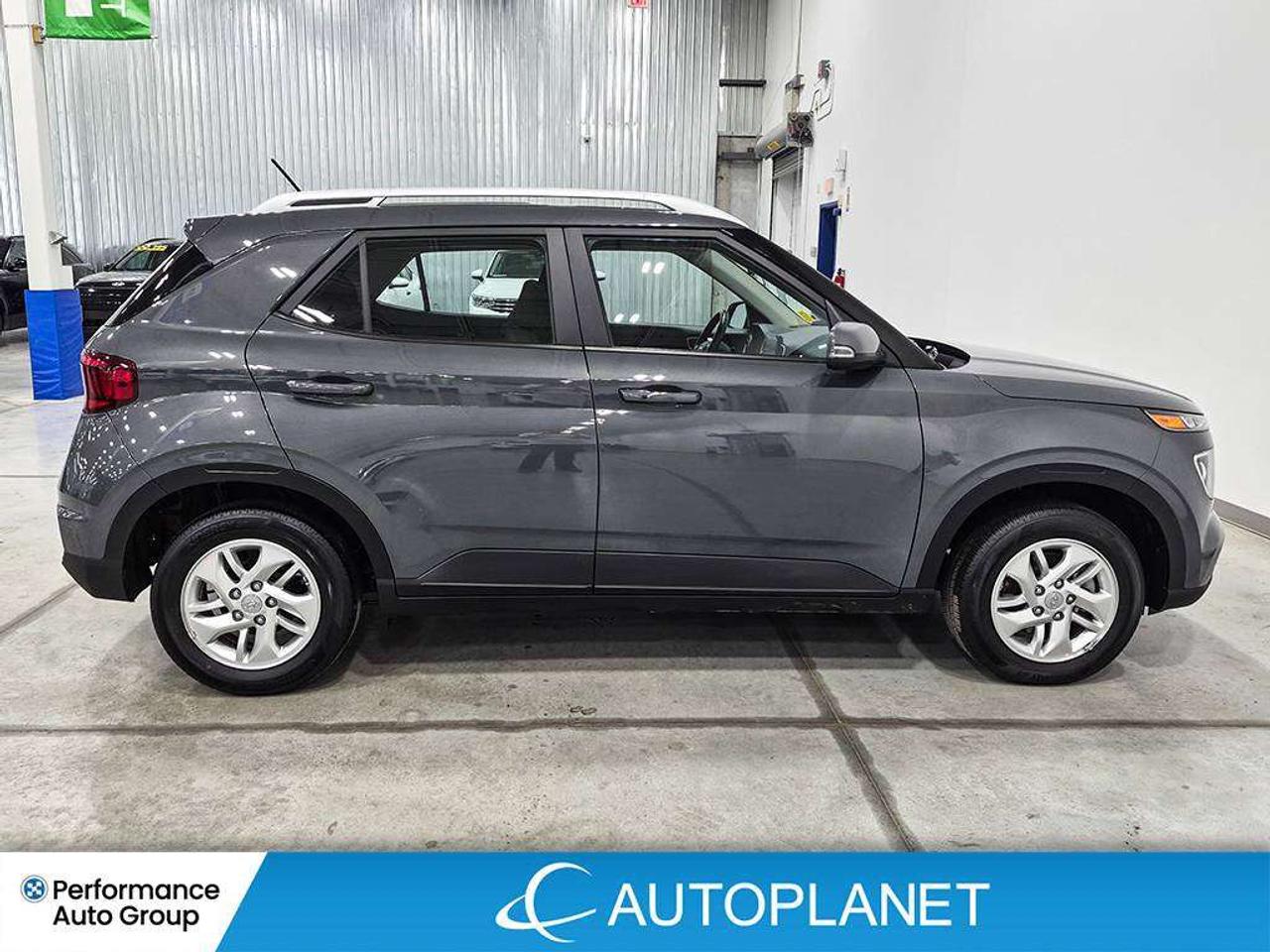 2026 Hyundai Venue Preferred, Back Up Cam, Heated Seara, Android Auto Photo