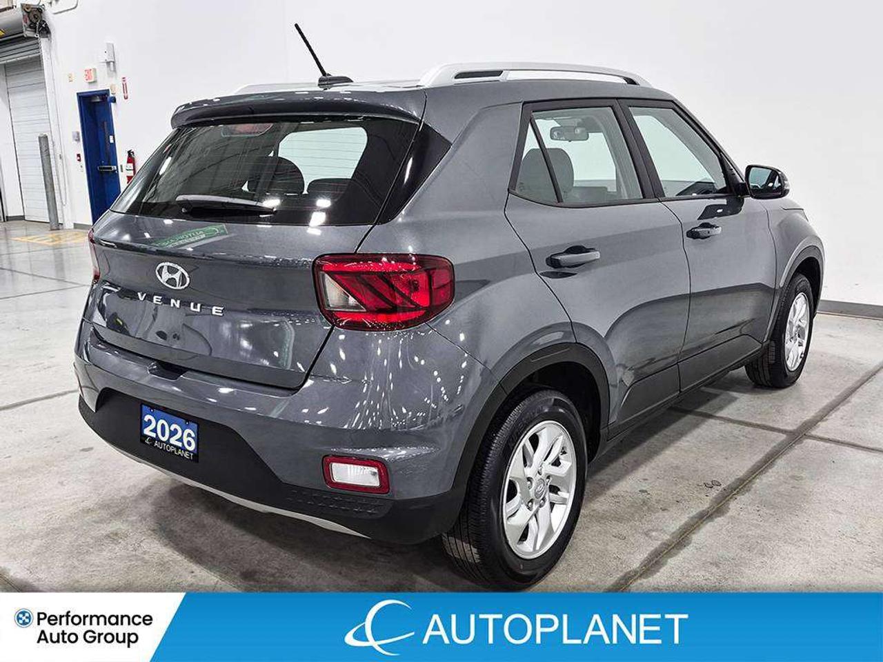 2026 Hyundai Venue Preferred, Back Up Cam, Heated Seara, Android Auto Photo