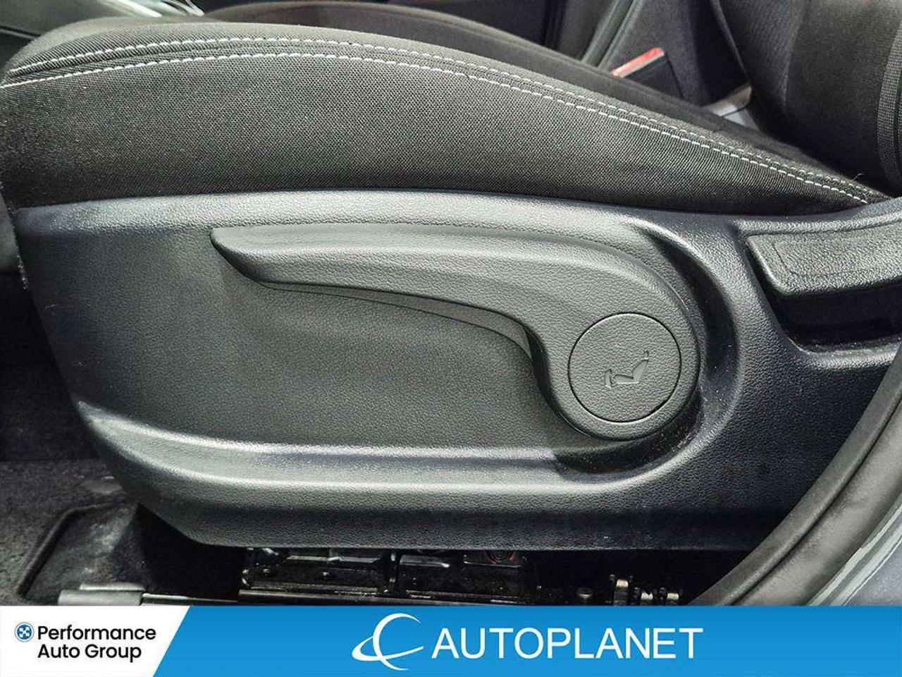 2026 Hyundai Venue Preferred, Back Up Cam, Heated Seara, Android Auto Photo