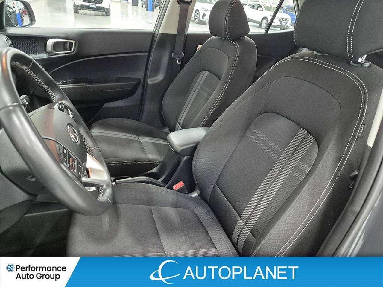 2026 Hyundai Venue Preferred, Back Up Cam, Heated Seara, Android Auto Photo