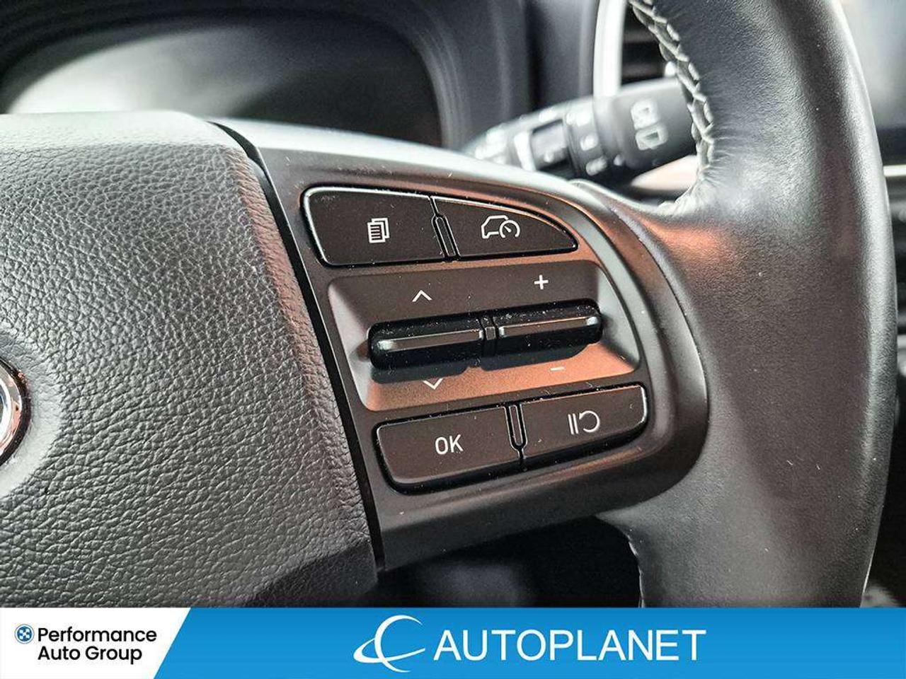 2026 Hyundai Venue Preferred, Back Up Cam, Heated Seara, Android Auto Photo