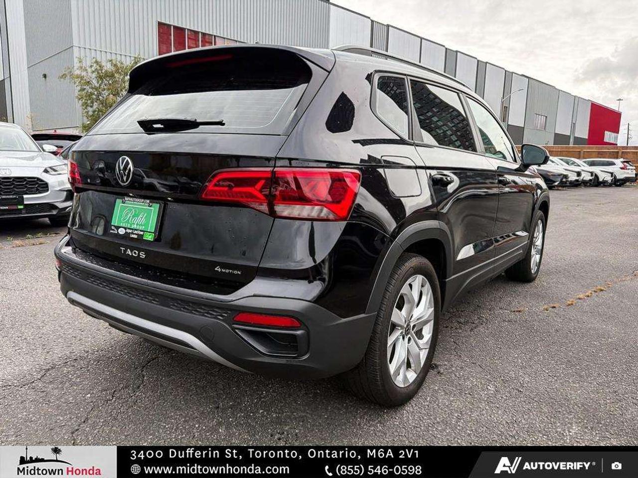 2023 Volkswagen Taos Trendline 1.5T 7sp at DSG w/ Tip 4M EOP Photo
