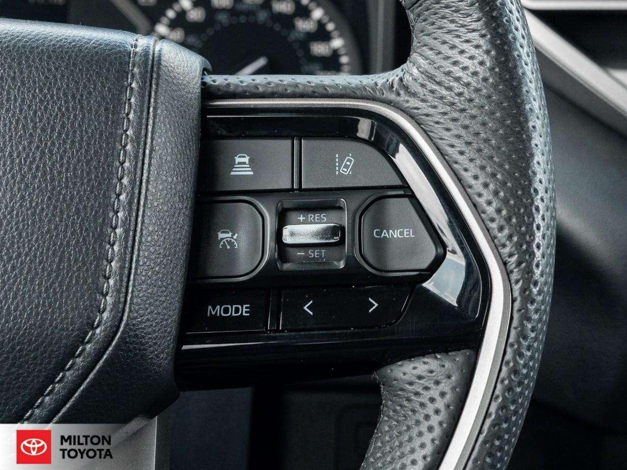 2024 Toyota Tundra SR5 DOUBLE CAB ONE OWNER CARPLAY HEATED STEERING ONE OWNER TWO NEW TIRES TCUV SR Photo