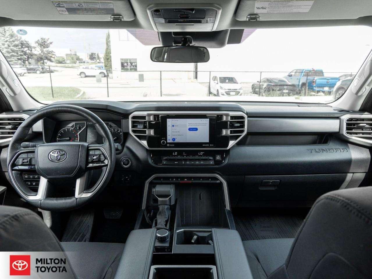 2024 Toyota Tundra SR5 DOUBLE CAB ONE OWNER CARPLAY HEATED STEERING ONE OWNER TWO NEW TIRES TCUV SR Photo